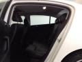 Candy White - Passat Komfort Sedan Photo No. 8