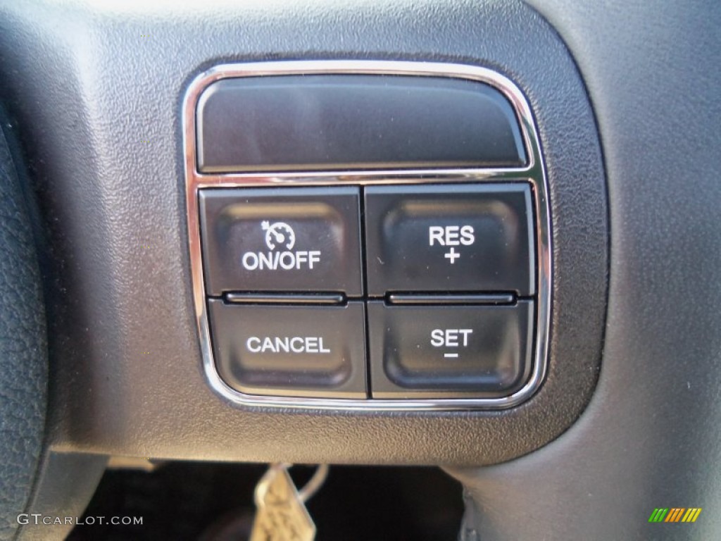 2011 Jeep Wrangler Unlimited Rubicon 4x4 Controls Photo #62716507