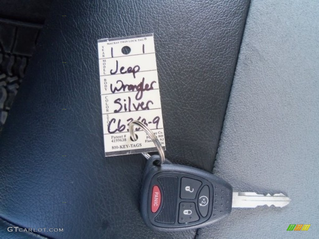 2011 Jeep Wrangler Unlimited Rubicon 4x4 Keys Photo #62716705