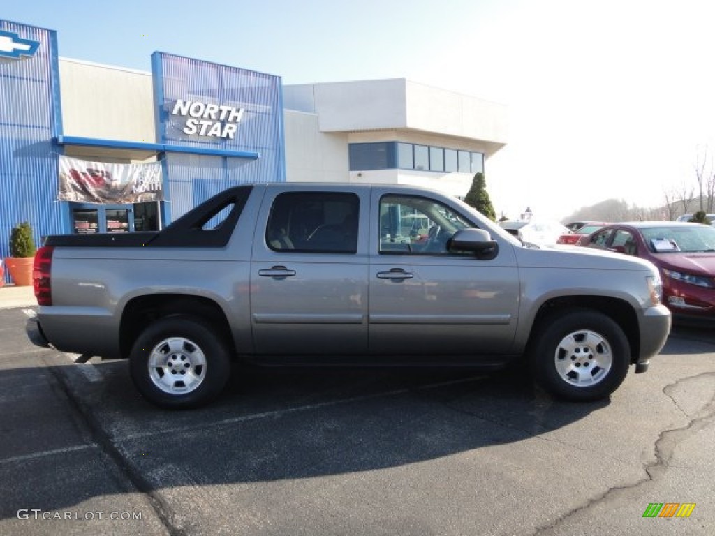 2009 Avalanche LT 4x4 - Graystone Metallic / Light Cashmere photo #2