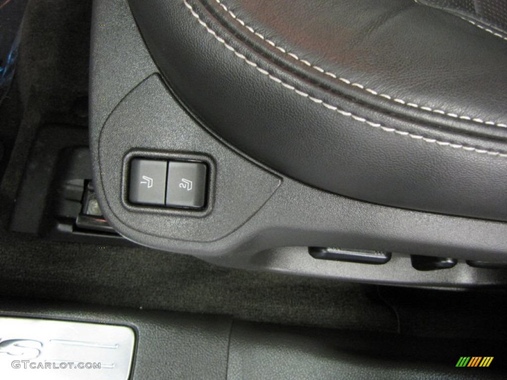 2011 Taurus Limited - Ingot Silver / Charcoal Black photo #18