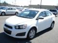 Summit White - Sonic LT Sedan Photo No. 4