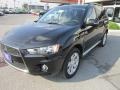 2011 Labrador Black Pearl Mitsubishi Outlander SE AWD  photo #1