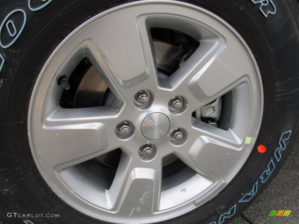 2012 Jeep Liberty Sport Wheel Photo #62725003