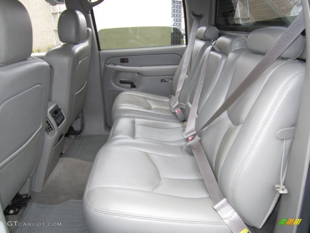 Gray/Dark Charcoal Interior 2005 Chevrolet Avalanche Z71 4x4 Photo #62726464