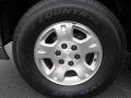 2005 Chevrolet Avalanche Z71 4x4 Wheel and Tire Photo