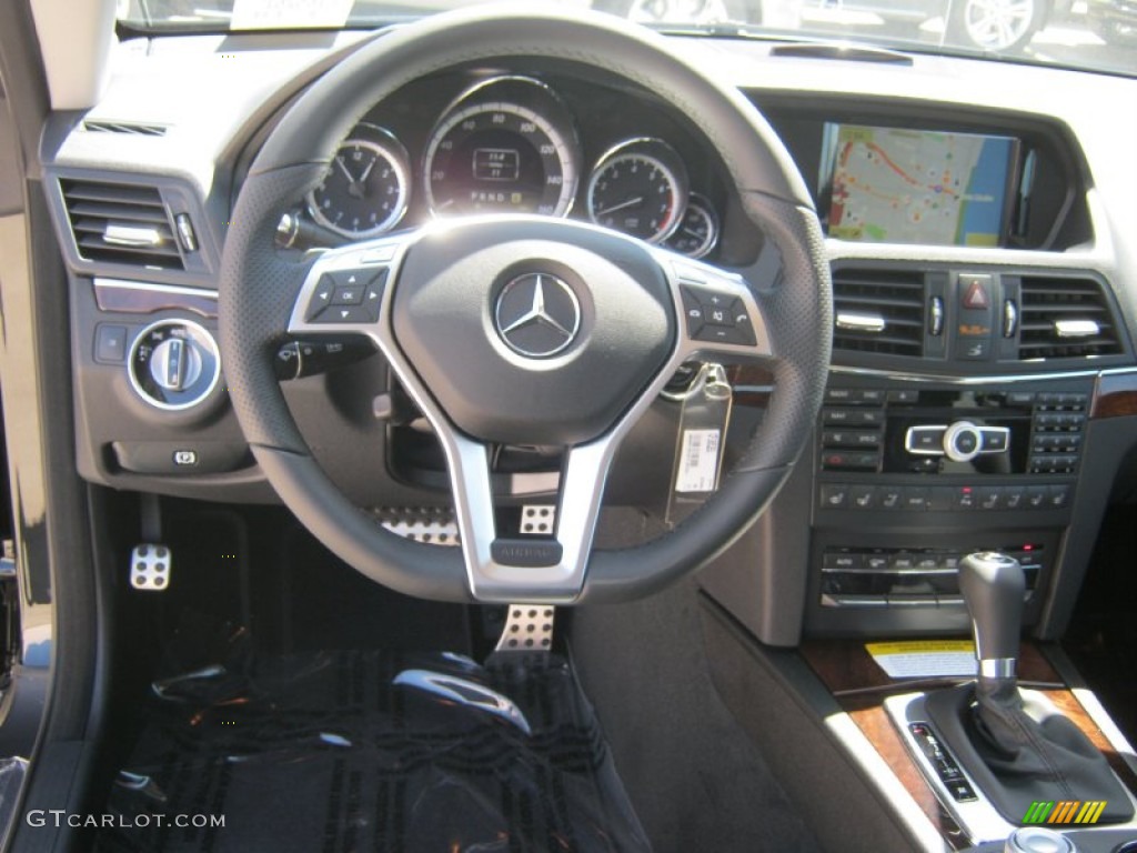 2012 Mercedes-Benz E 550 Cabriolet Black Steering Wheel Photo #62726623