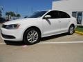 Candy White - Jetta SE Sedan Photo No. 3