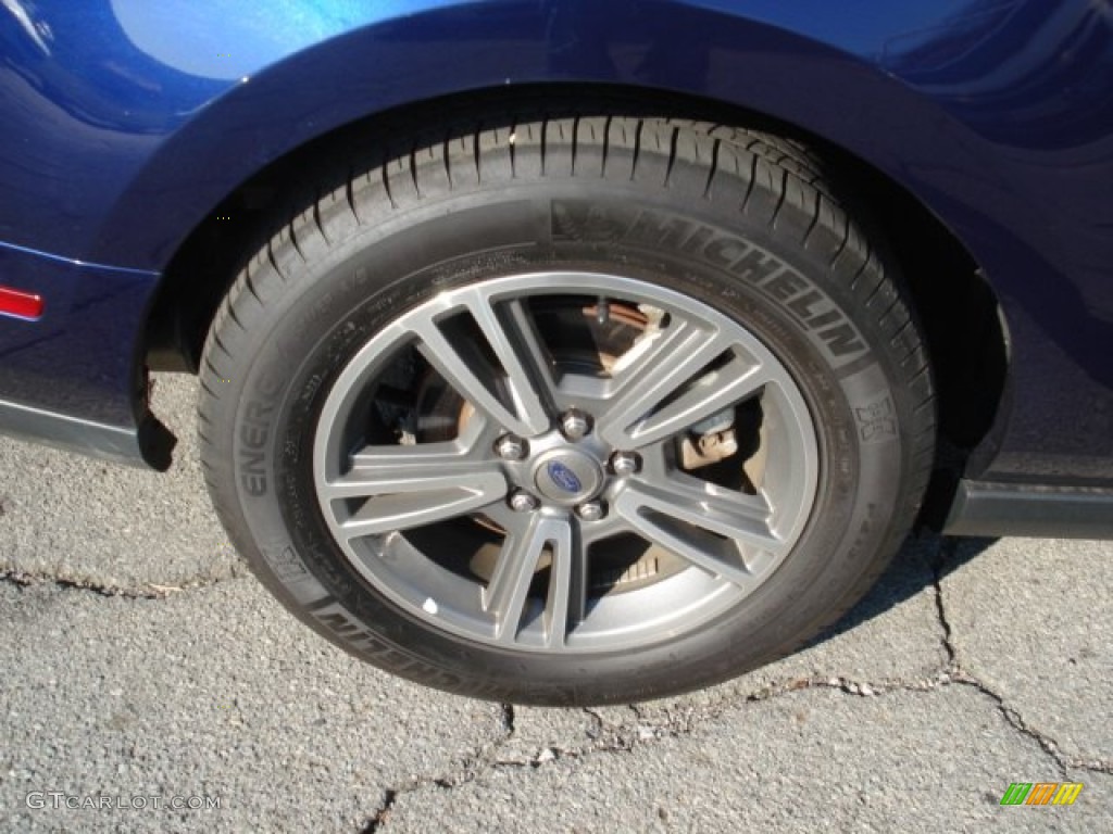 2012 Ford Mustang V6 Premium Convertible Wheel Photo #62728603
