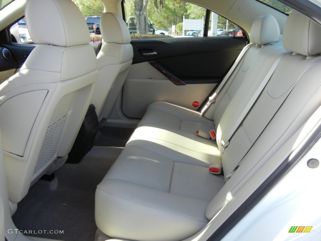 2008 Pontiac G6 GXP Sedan Rear Seat Photos