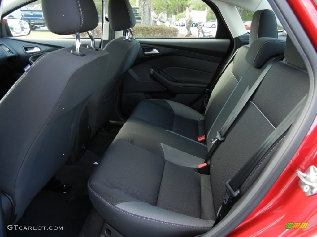 Charcoal Black Interior 2012 Ford Focus SE Sedan Photo #62730586