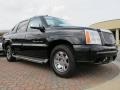 Black Raven - Escalade EXT AWD Photo No. 2