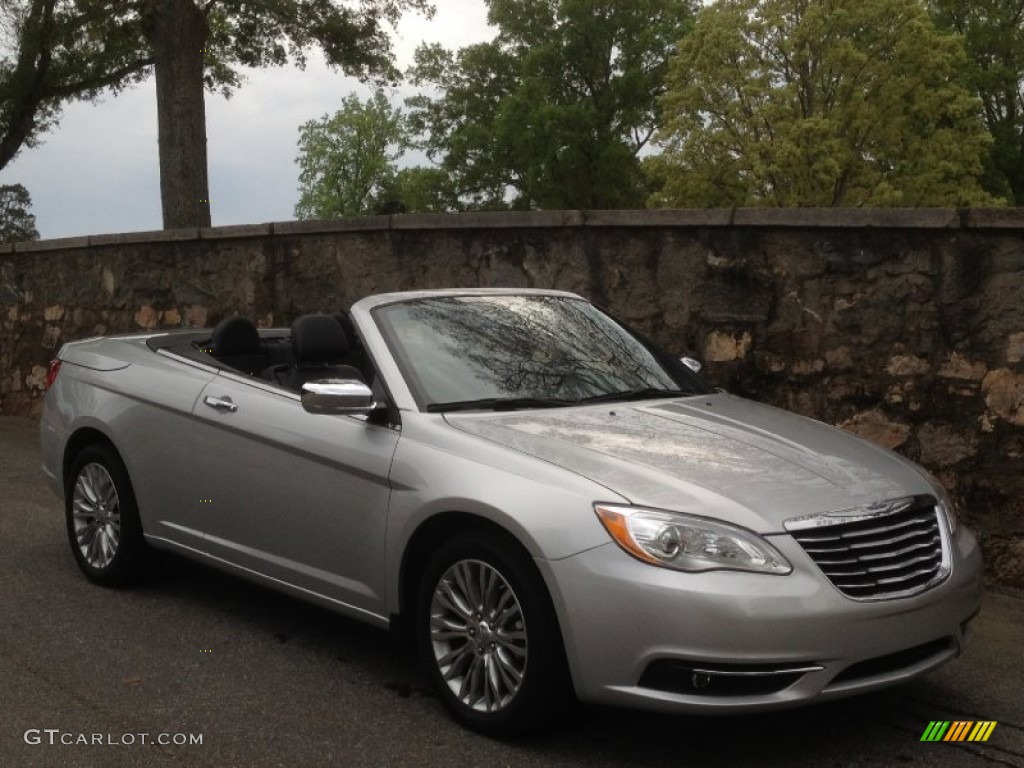 2011 200 Limited Convertible - Bright Silver Metallic / Black photo #40