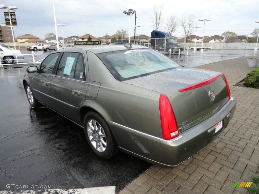 Tuscan Bronze ChromFlair 2011 Cadillac DTS Luxury Exterior Photo #62731582