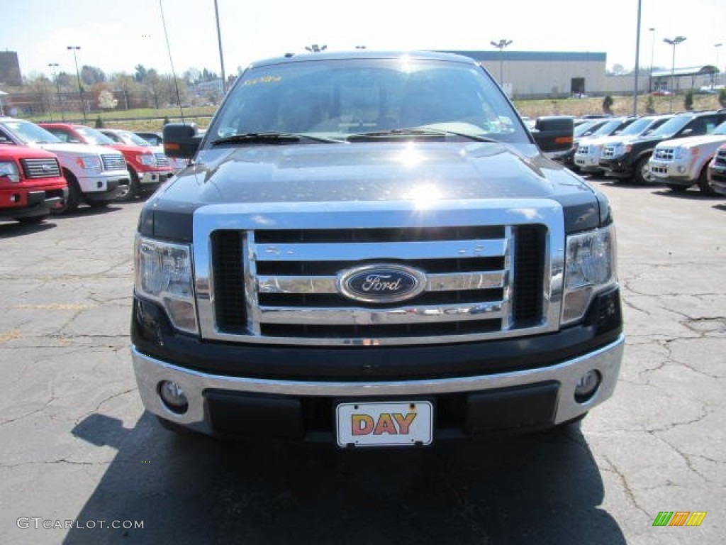 2010 F150 XLT SuperCab - Tuxedo Black / Medium Stone photo #6