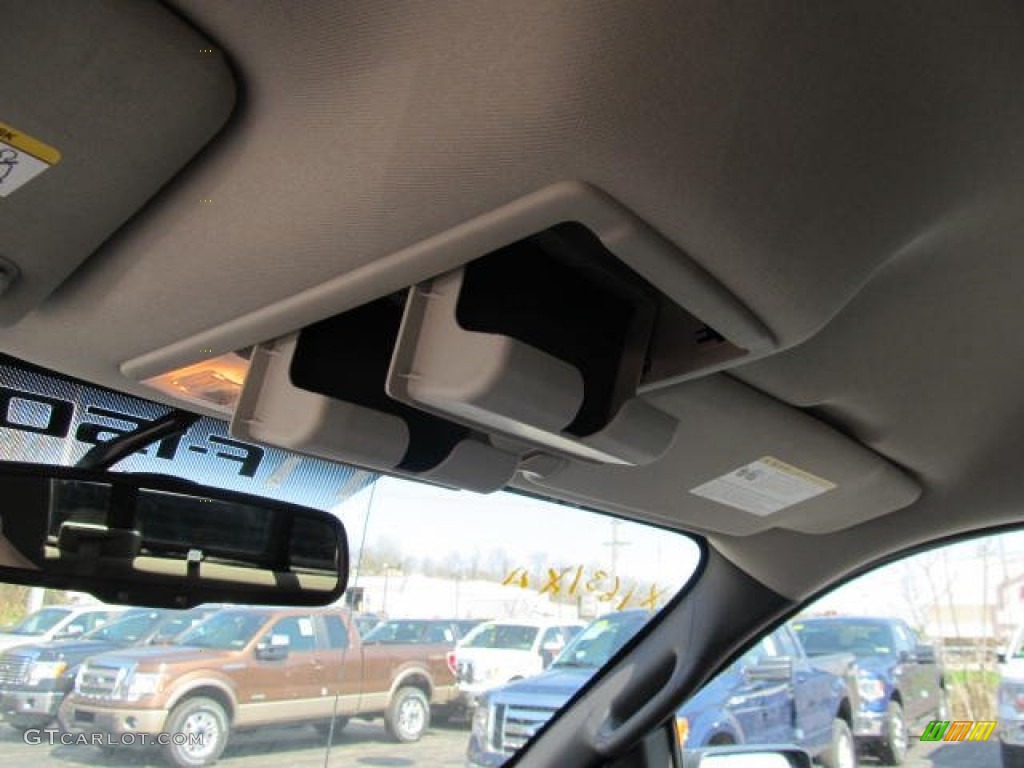 2010 F150 XLT SuperCab - Tuxedo Black / Medium Stone photo #12