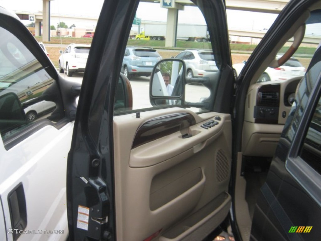 2005 F350 Super Duty King Ranch Crew Cab 4x4 - Dark Green Satin Metallic / Castano Leather photo #10
