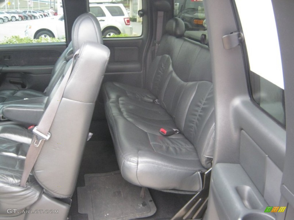 2001 GMC Sierra 2500HD SL Extended Cab Rear Seat Photo #62736832