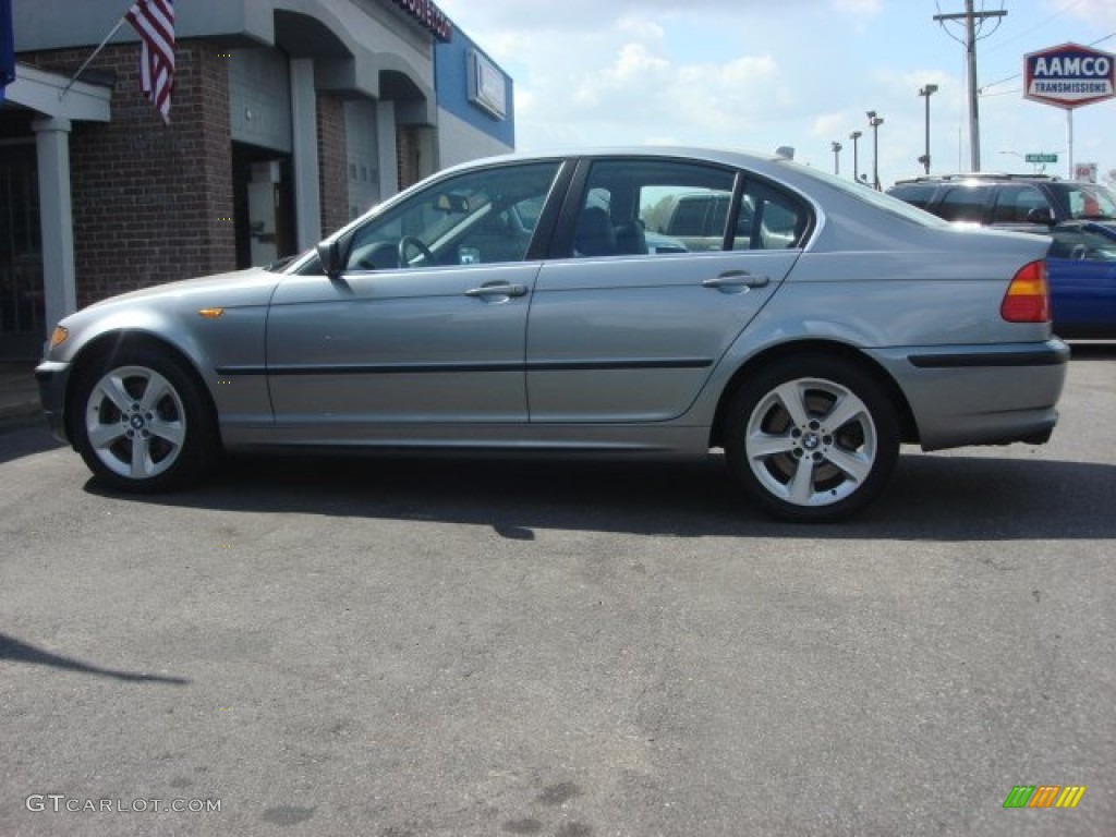 2004 3 Series 330xi Sedan - Silver Grey Metallic / Black photo #3