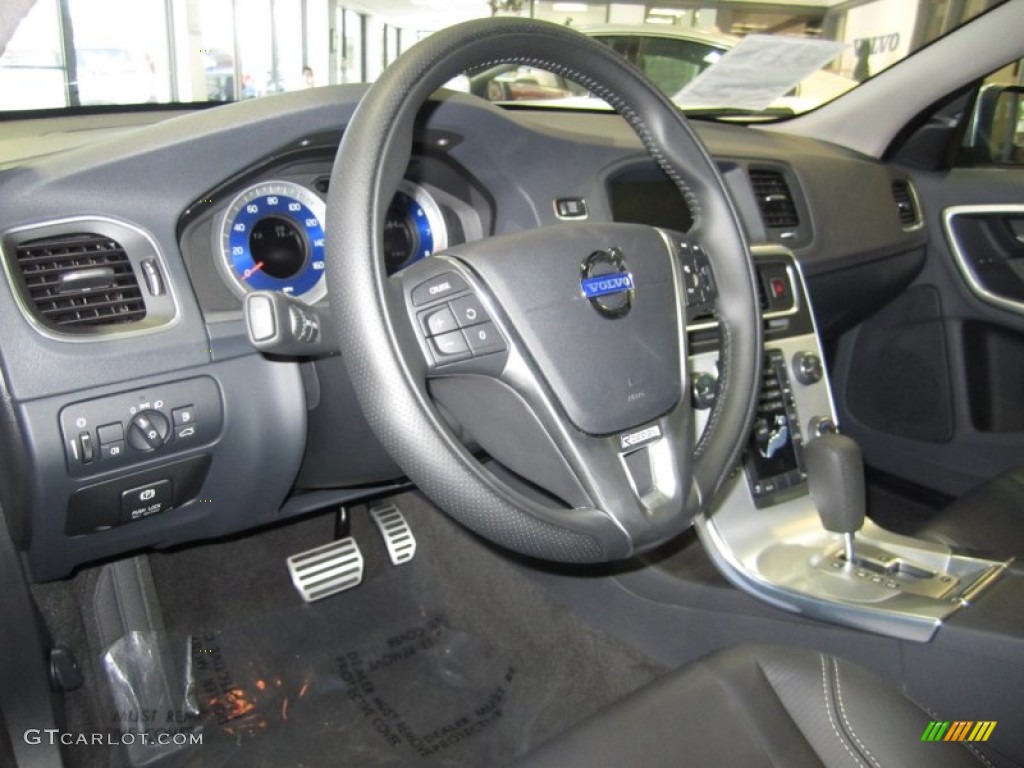 2012 Volvo S60 R-Design AWD Steering Wheel Photos