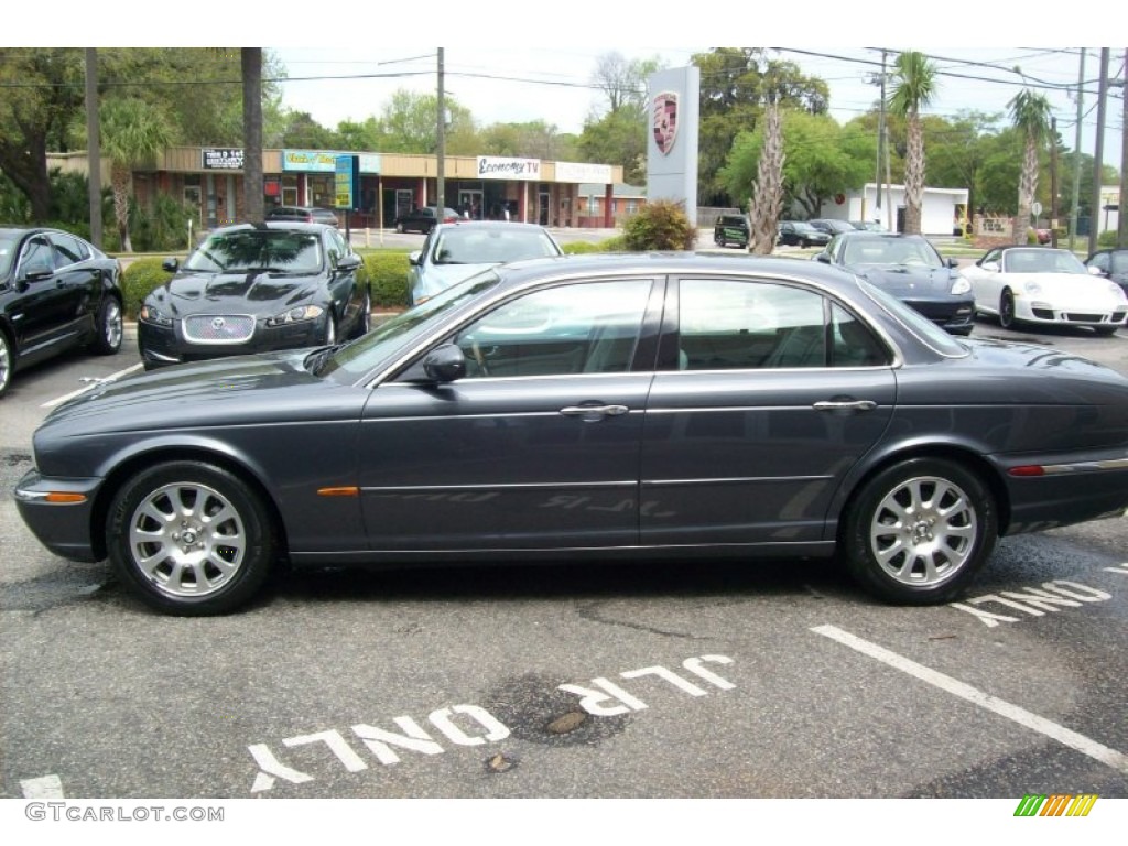 2004 XJ XJ8 - Quartz Metallic / Dove photo #1