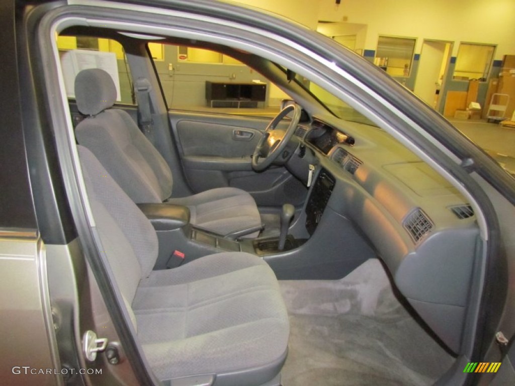 2001 Camry LE - Antique Sage Pearl / Gray photo #25