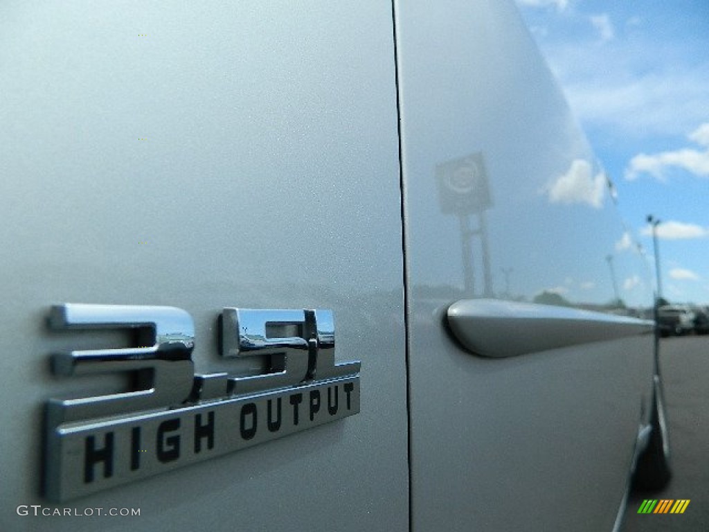 2010 Dodge Charger SXT Marks and Logos Photos