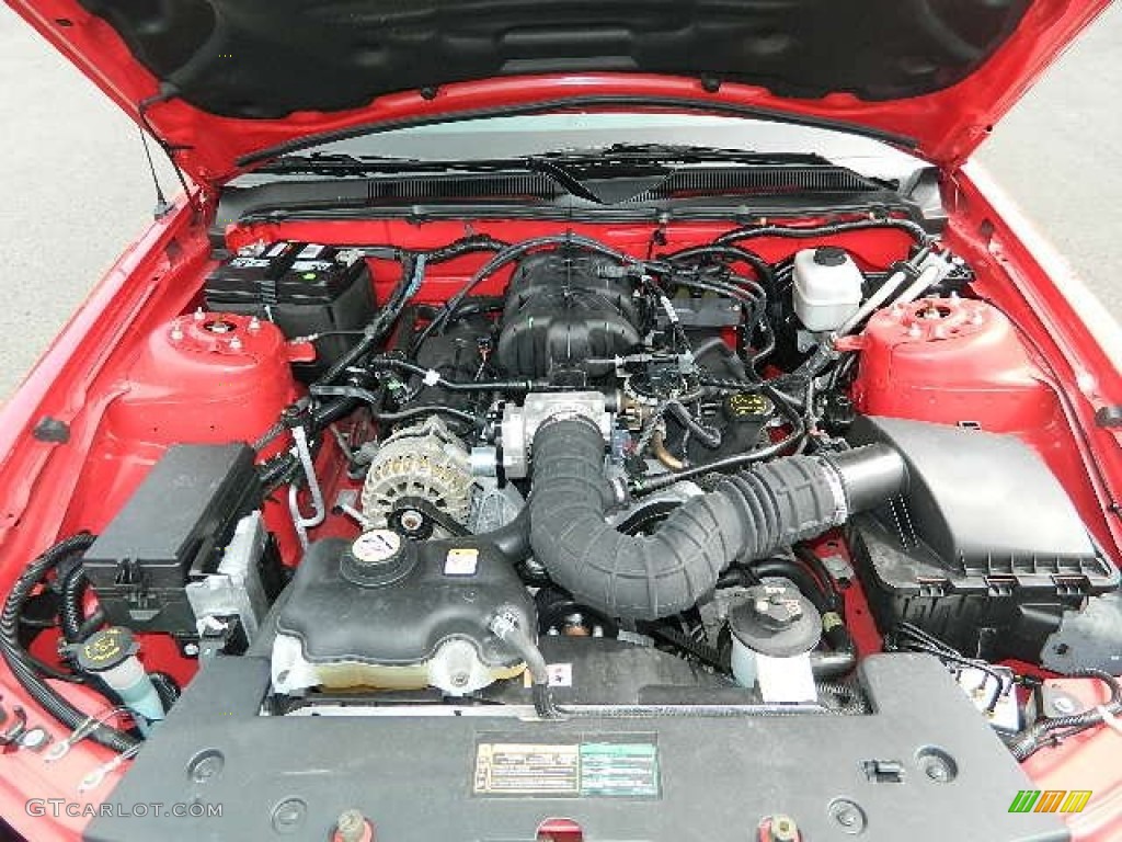 2007 Ford Mustang V6 Deluxe Convertible 4.0 Liter SOHC 12-Valve V6 Engine Photo #62744182