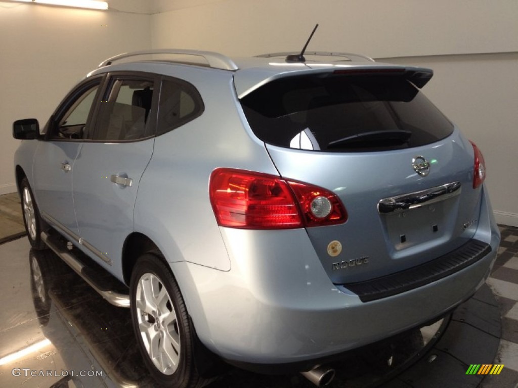 2011 Rogue SL AWD - Frosted Steel Metallic / Black photo #6
