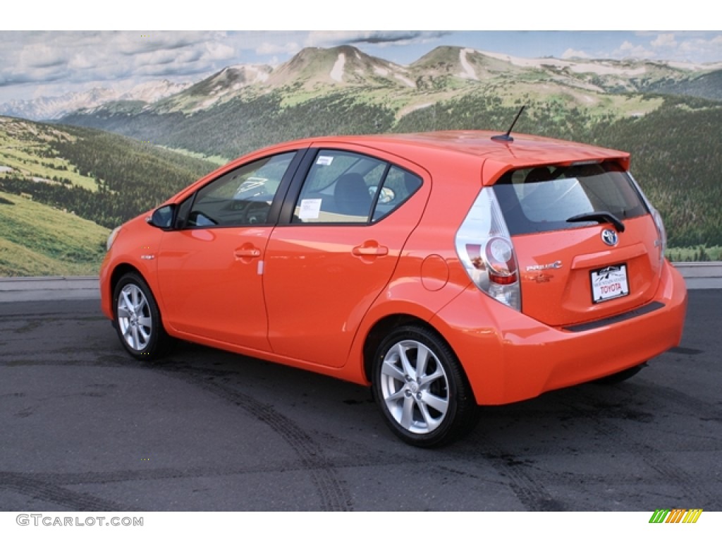 Habanero 2012 Toyota Prius c Hybrid Four Exterior Photo #62745508