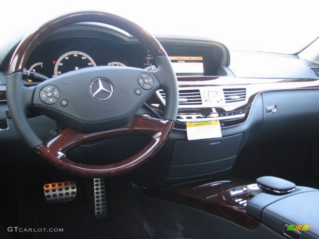 2012 Mercedes-Benz S 550 4Matic Sedan Black Steering Wheel Photo #62750297
