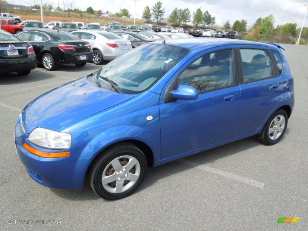 2005 Aveo LS Hatchback - Bright Blue Metallic / Gray photo #1