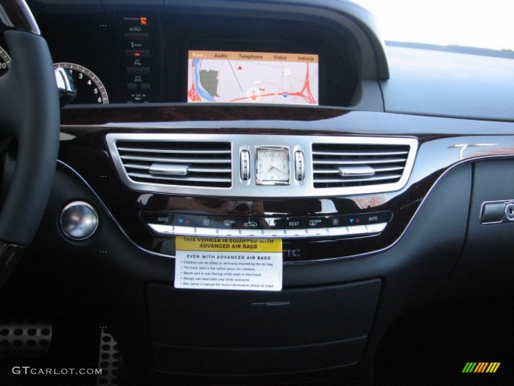 2012 Mercedes-Benz S 550 4Matic Sedan Controls Photo #62750320