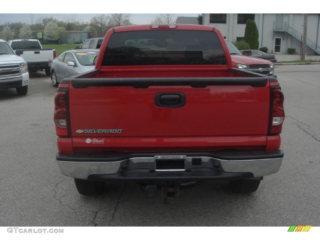2007 Silverado 1500 Classic LT Extended Cab 4x4 - Victory Red / Dark Charcoal photo #3