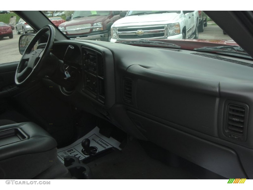 2007 Silverado 1500 Classic LT Extended Cab 4x4 - Victory Red / Dark Charcoal photo #21