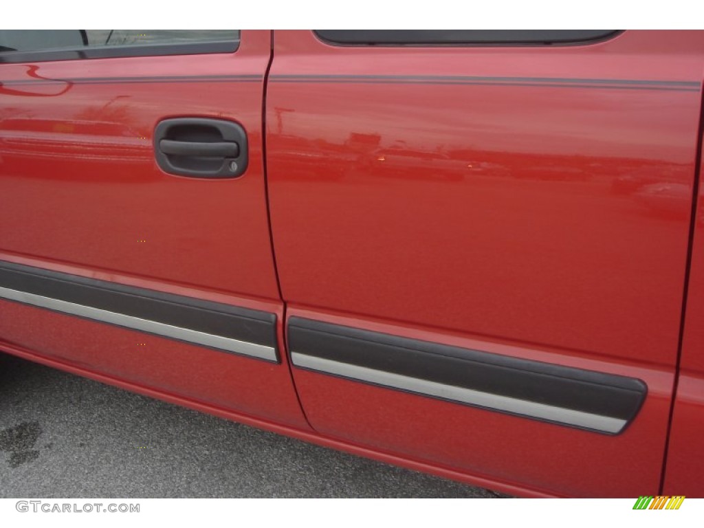 2007 Silverado 1500 Classic LT Extended Cab 4x4 - Victory Red / Dark Charcoal photo #49