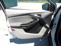 2012 Oxford White Ford Focus SE 5-Door  photo #22