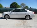 Blizzard White Pearl - Avalon Limited Photo No. 6