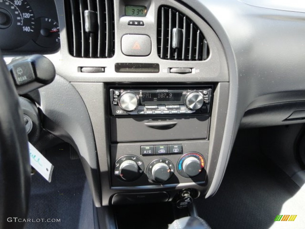 2006 Elantra GLS Hatchback - Sterling Silver / Gray photo #23