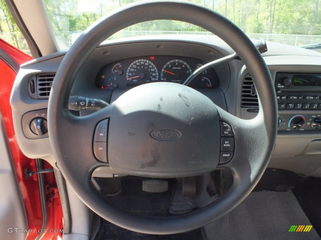 1999 Ford F150 XLT Extended Cab Medium Graphite Steering Wheel Photo #62761863