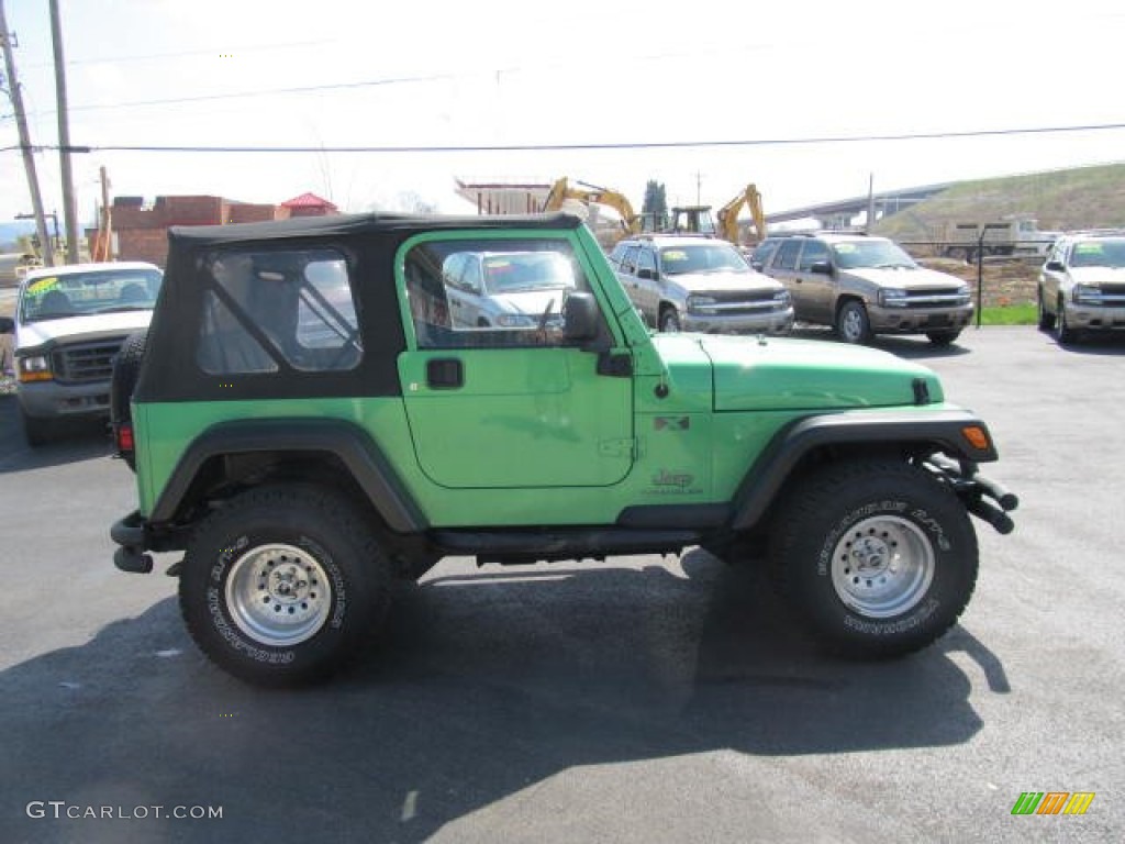 2005 Wrangler X 4x4 - Electric Lime Green Pearl / Dark Slate Gray photo #4