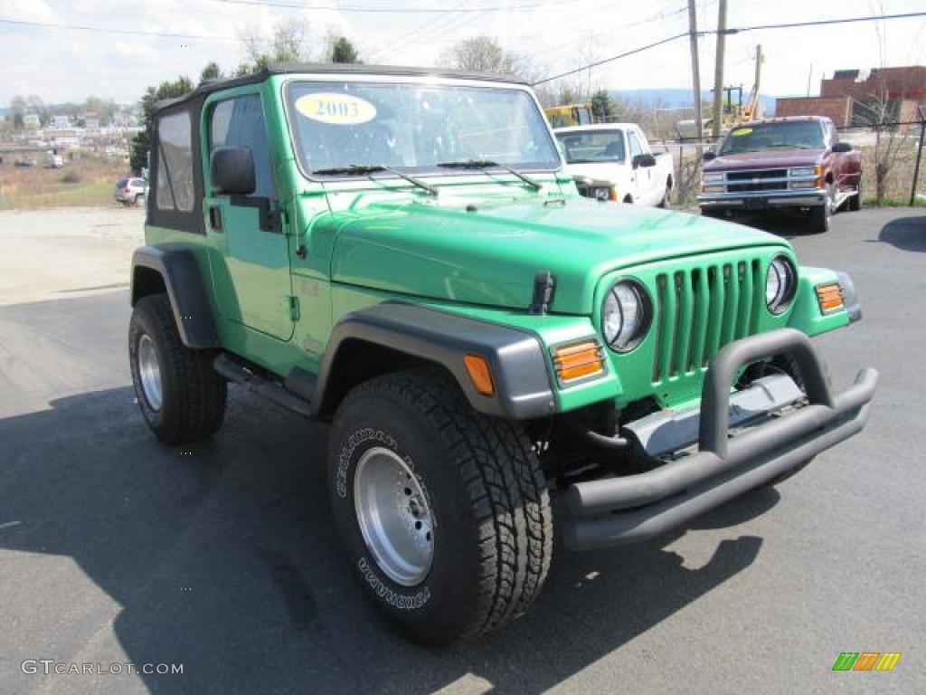 2005 Wrangler X 4x4 - Electric Lime Green Pearl / Dark Slate Gray photo #5