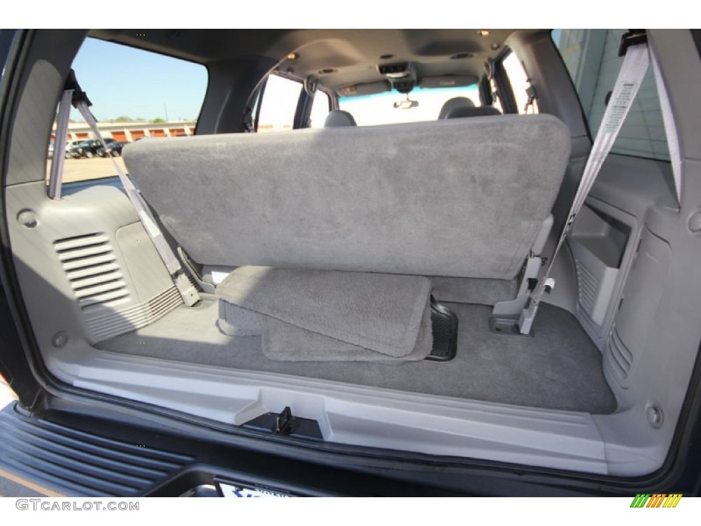 2002 Ford Expedition XLT Trunk Photos