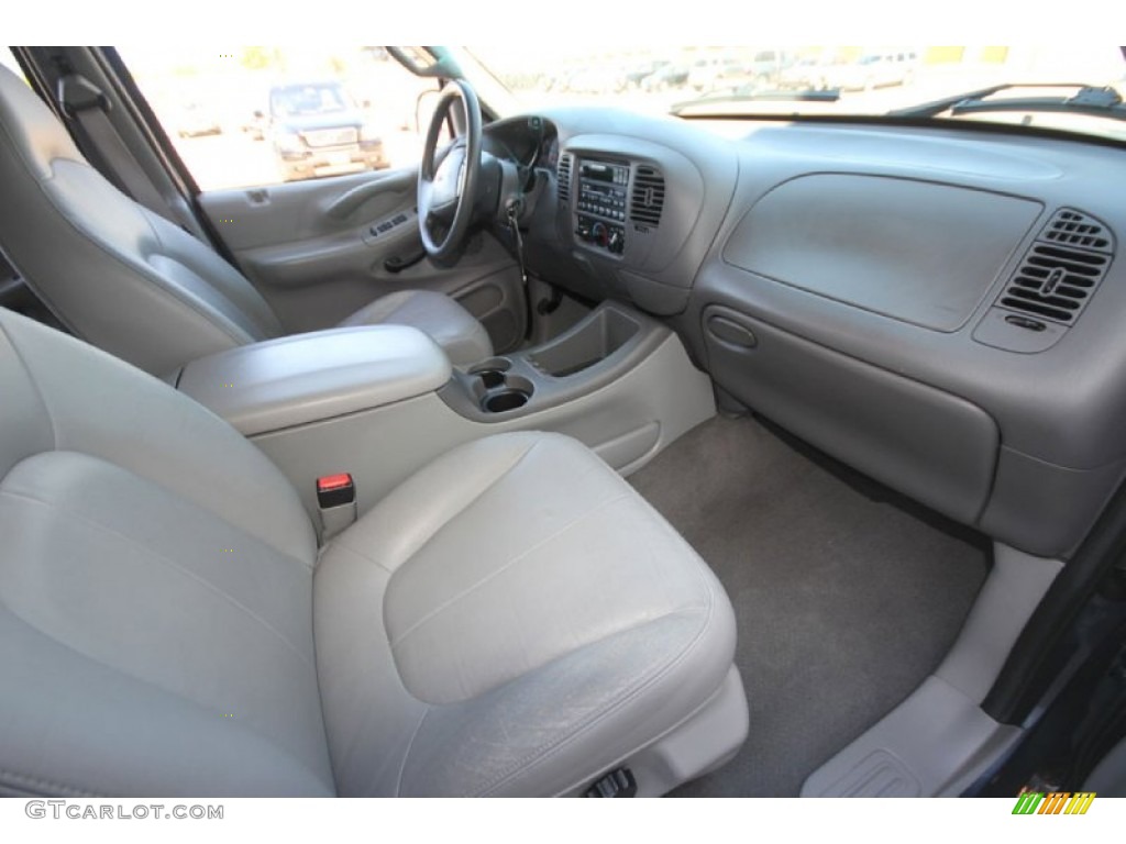 2002 Ford Expedition XLT Medium Graphite Dashboard Photo #62768954