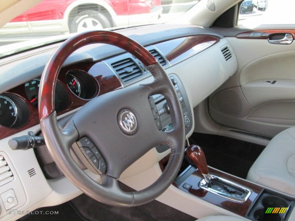 2010 Buick Lucerne CXL Special Edition Cocoa/Shale Steering Wheel Photo #62769161