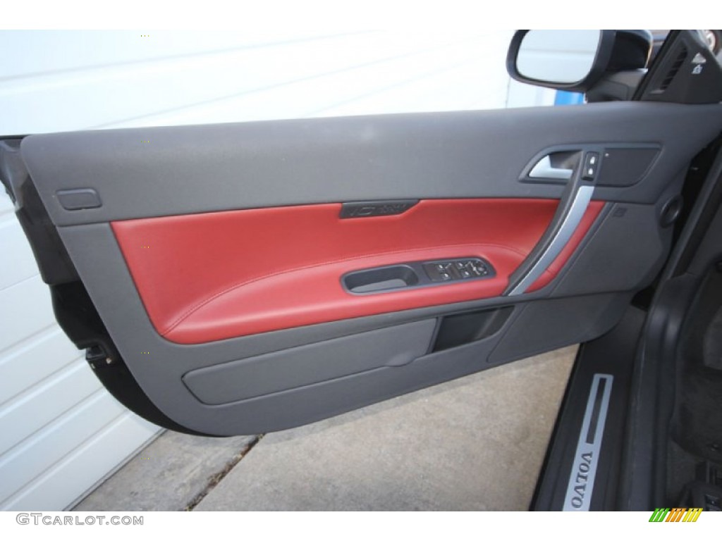2011 Volvo C70 T5 Cranberry Leather/Off Black Door Panel Photo #62769687