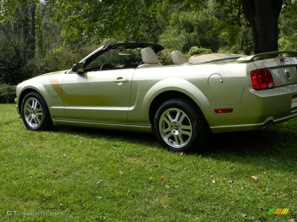 2006 Mustang GT Premium Convertible - Legend Lime Metallic / Light Parchment photo #6