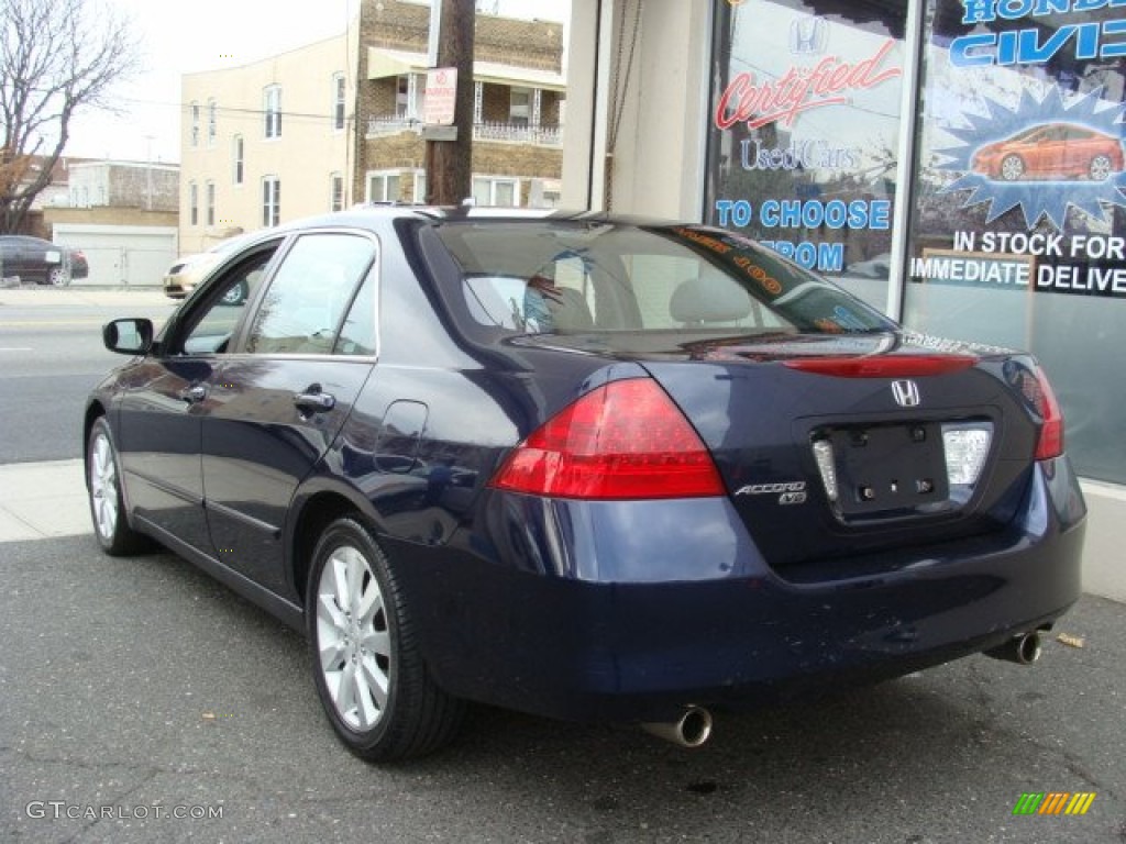 2006 Accord LX V6 Sedan - Royal Blue Pearl / Gray photo #4