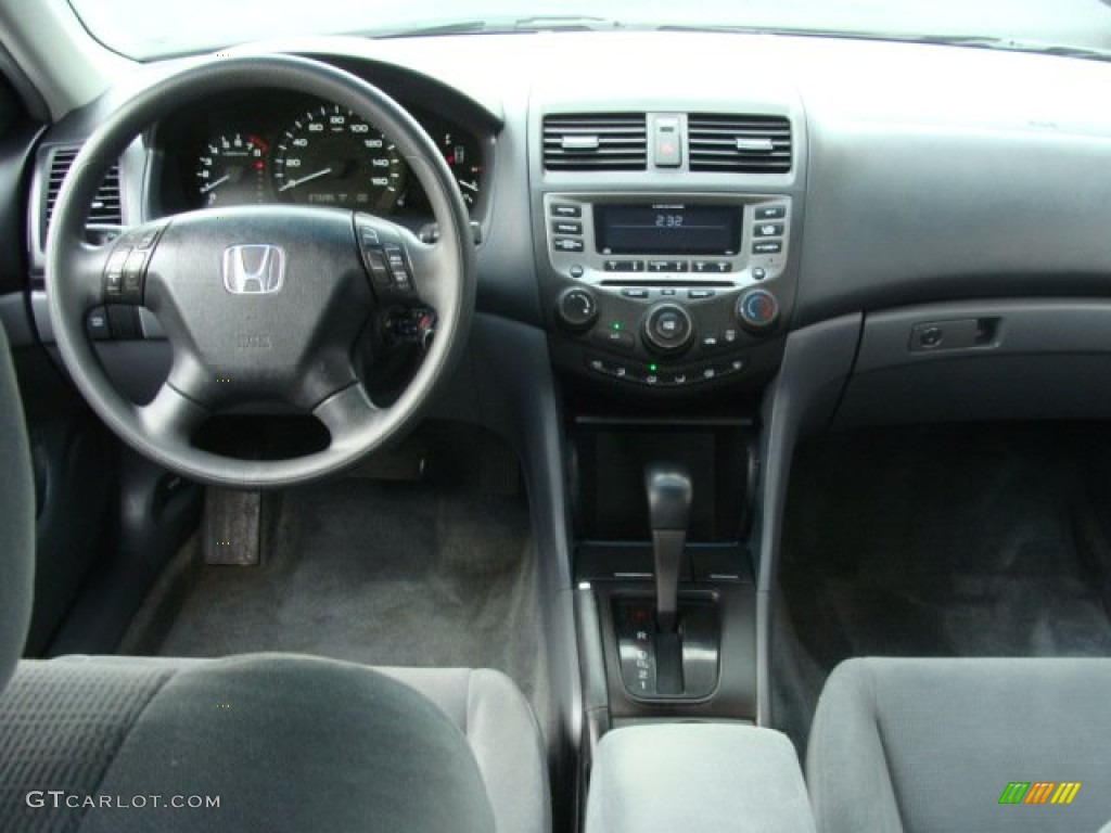 2006 Accord LX V6 Sedan - Royal Blue Pearl / Gray photo #9