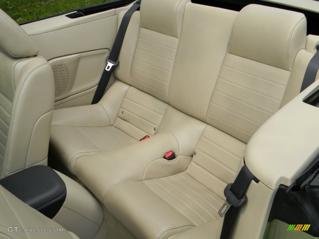 Light Parchment Interior 2006 Ford Mustang GT Premium Convertible Photo #62774745